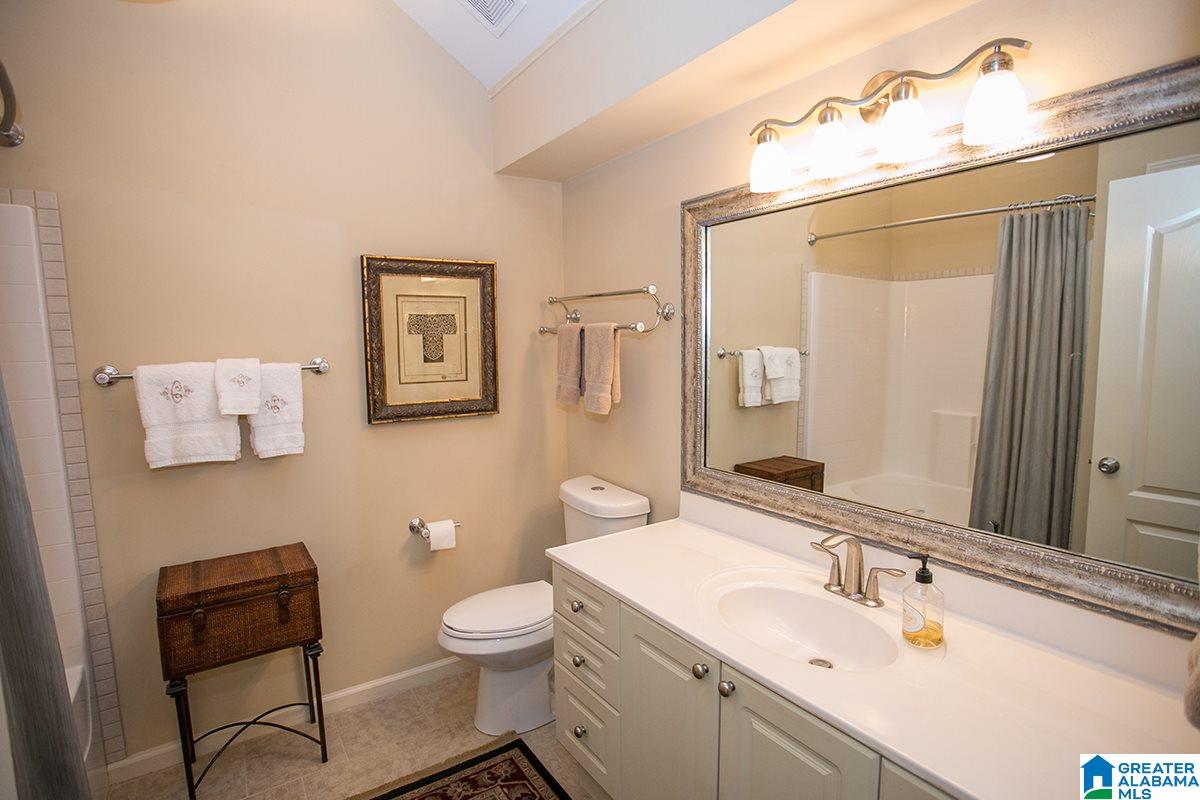 190 Village Drive Calera, AL 35040 - Photo 9 of 16