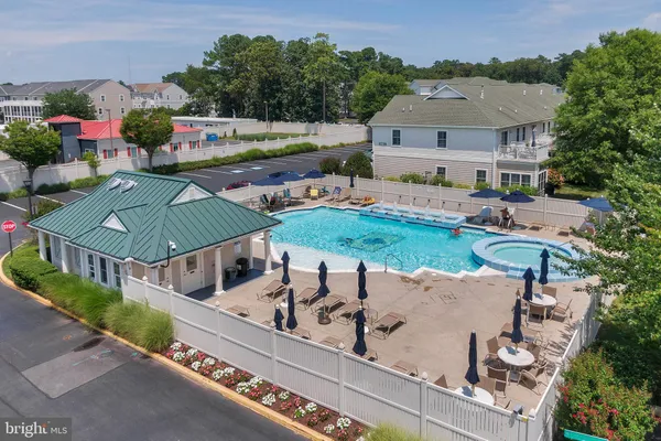 $473,000 | 20007 Sandy Bottom Circle, Unit 4203, Rehoboth Beach, DE 19971