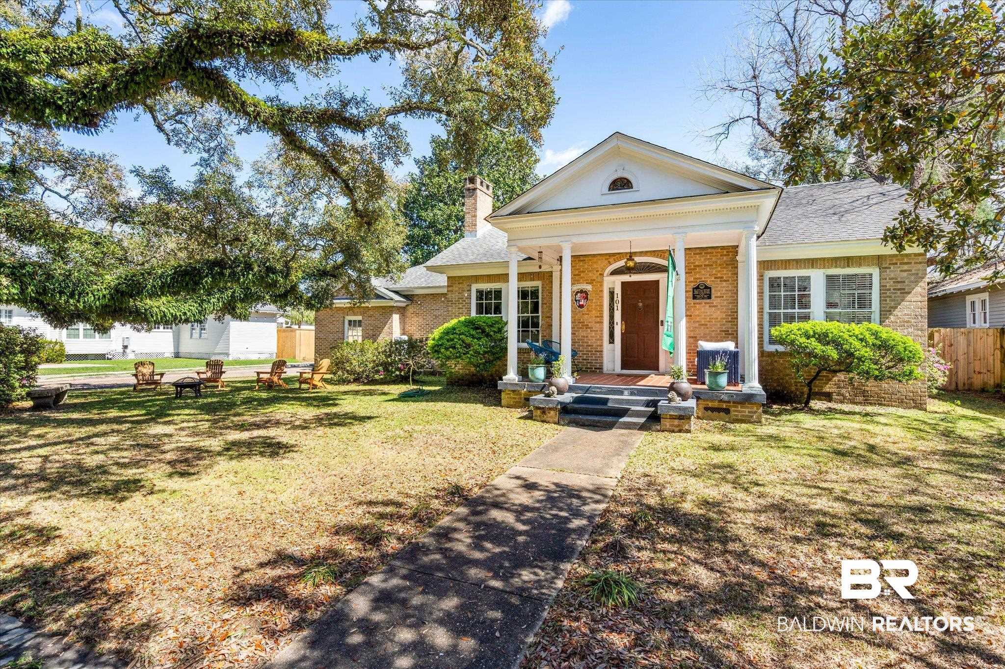 101 Houston Street Mobile, AL 36606 - Photo 1 of 27