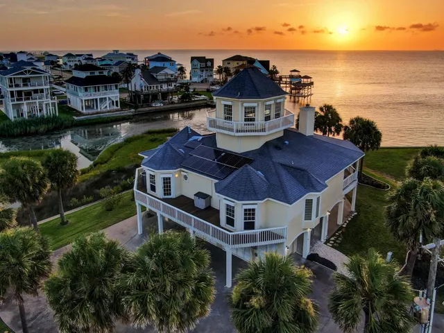 $4,995 | 22621 Bay Point Drive, Galveston, TX 77554
