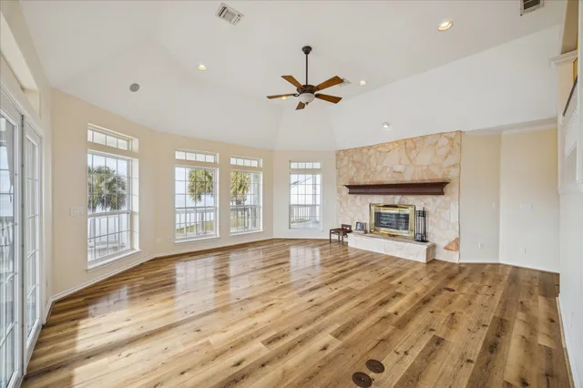 $4,995 | 22621 Bay Point Drive, Galveston, TX 77554