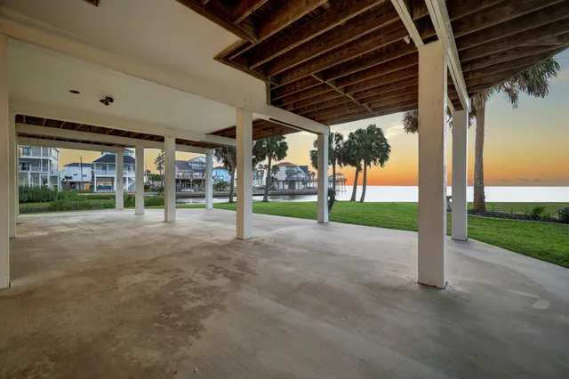 $4,995 | 22621 Bay Point Drive, Galveston, TX 77554