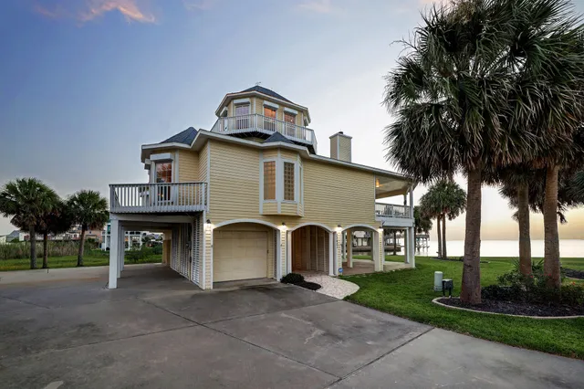 $4,995 | 22621 Bay Point Drive, Galveston, TX 77554