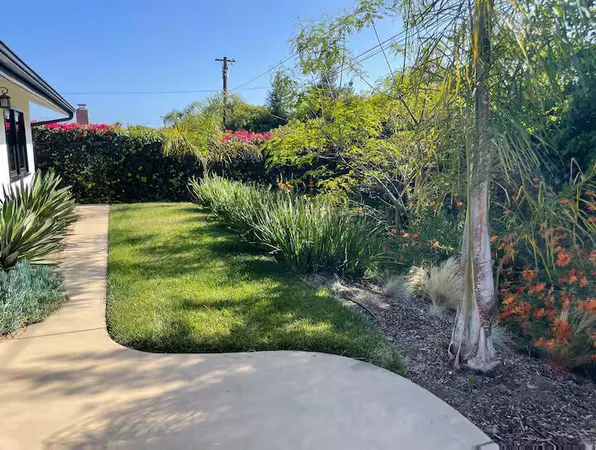 $10,995 | 347 Salida Del Sol, Santa Barbara, CA 93109