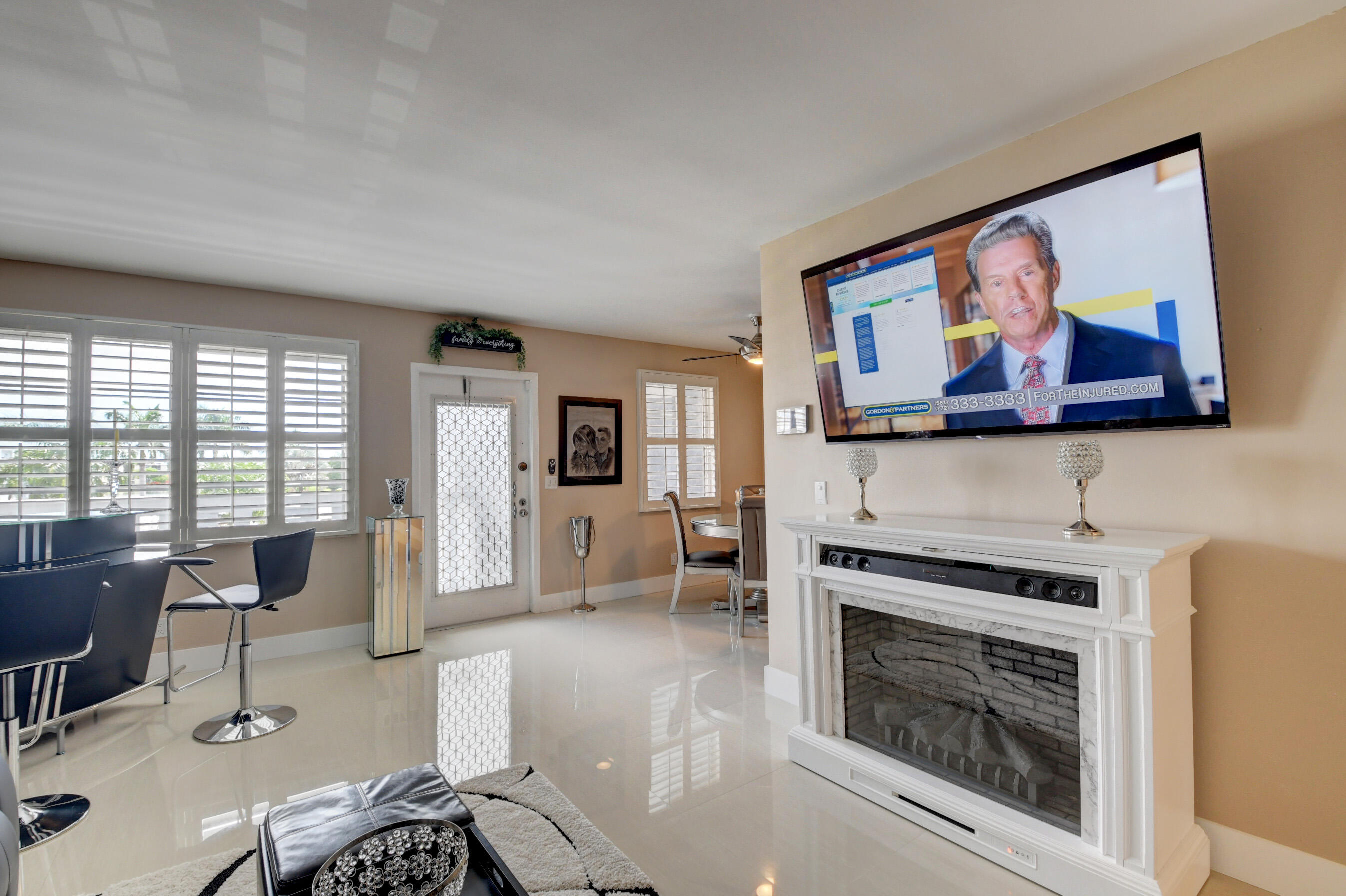 3063 Exeter, Unit 3063 Boca Raton, FL 33434 - Photo 48 of 57 wide view living towards front