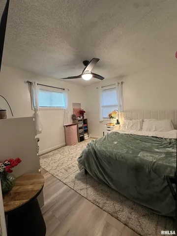 $198,000 | 1303 North Maple Street, Carterville, IL 62918