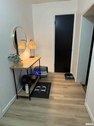 $198,000 | 1303 North Maple Street, Carterville, IL 62918