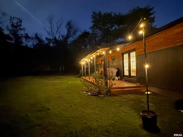 $198,000 | 1303 North Maple Street, Carterville, IL 62918