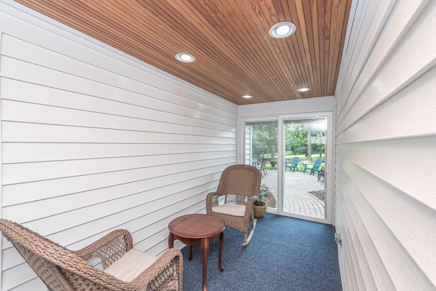 719 Sunset Road Ann Arbor, MI 48103 - Photo 23 of 65 3 season porch