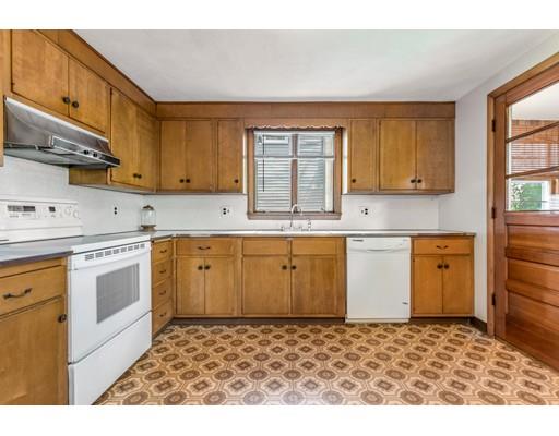 17 Grant Road Malden, MA 02148 - Photo 9 of 26 Gallery Image 9