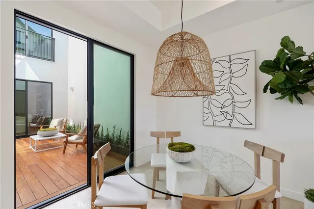 $2,195,000 | 11825 Tennessee Avenue, Los Angeles, CA 90064