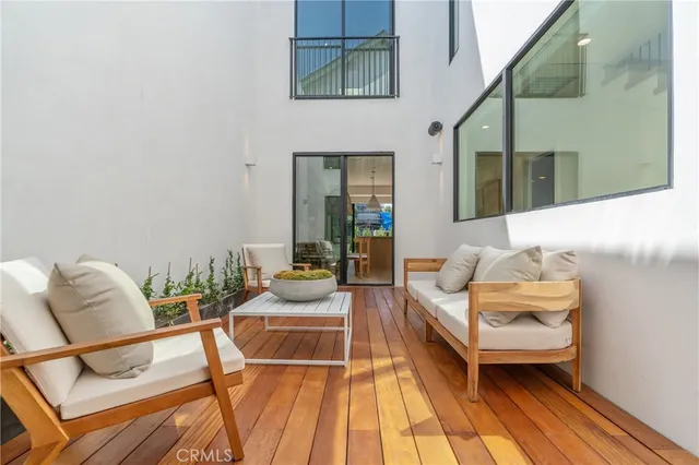 $2,195,000 | 11825 Tennessee Avenue, Los Angeles, CA 90064