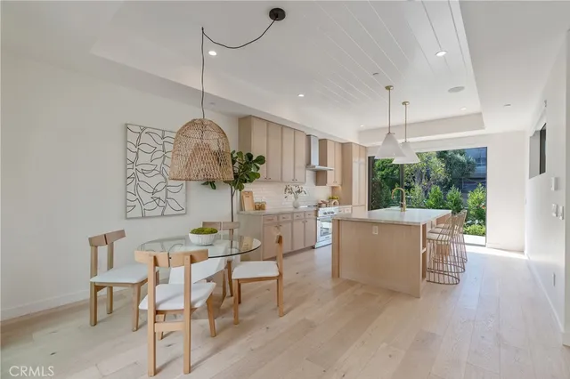 $2,195,000 | 11825 Tennessee Avenue, Los Angeles, CA 90064