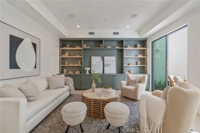 $2,195,000 | 11825 Tennessee Avenue, Los Angeles, CA 90064