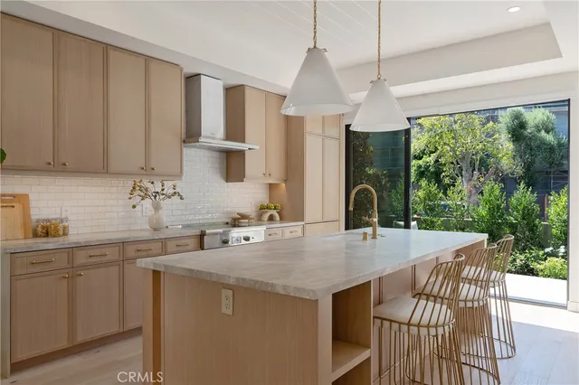 $2,195,000 | 11825 Tennessee Avenue, Los Angeles, CA 90064