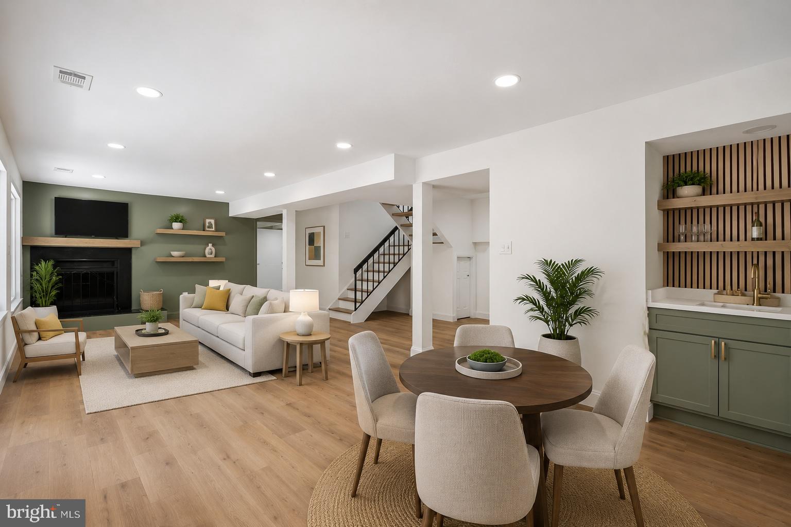 2121 Cabots Point Lane Reston, VA 20191 - Photo 15 of 20