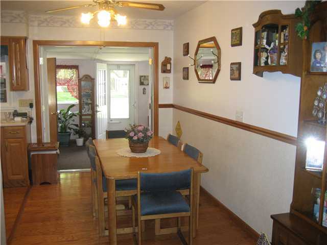 4840 Annhurst Road Columbus, OH 43228 - Photo 4 of 7 Gallery Image 4