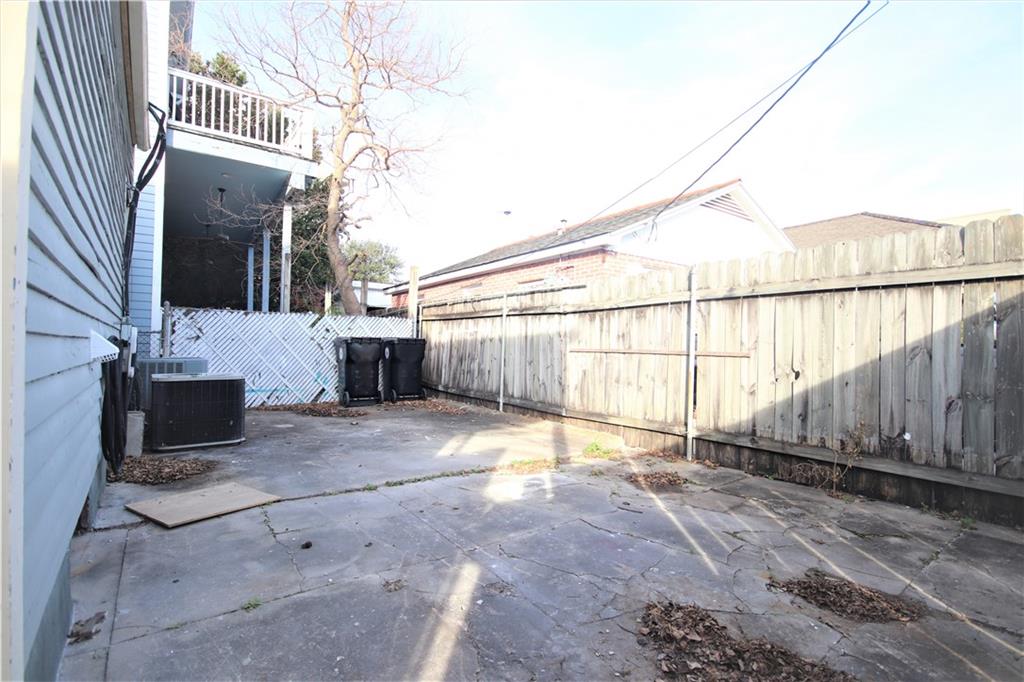 1476 Constance Street New Orleans, LA 70130 - Photo 9 of 9