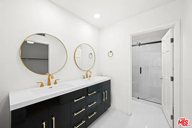 $4,950 | 10724 Wilshire Boulevard, Unit 703, Los Angeles, CA 90024