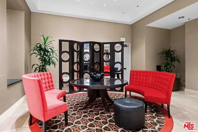 $4,950 | 10724 Wilshire Boulevard, Unit 703, Los Angeles, CA 90024