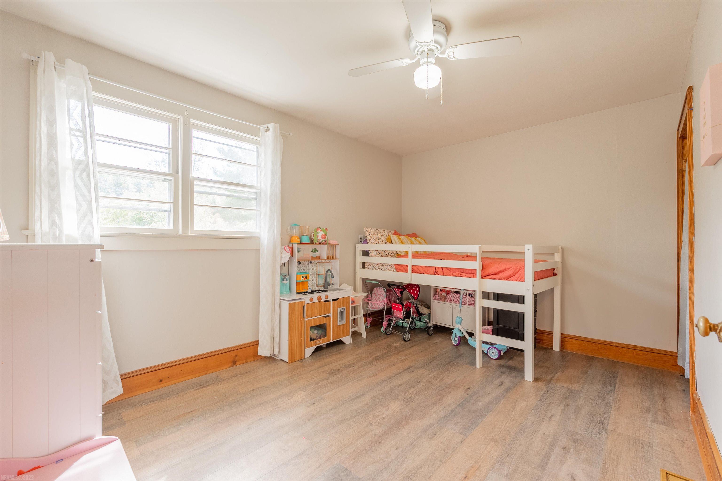4765 Robinson Tract Road Pulaski, VA 24301 - Photo 21 of 77 Gallery Image 21