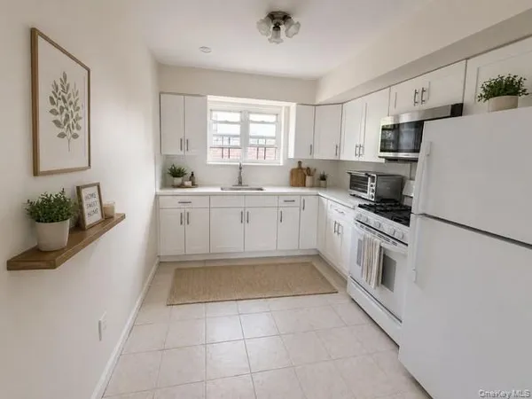 $3,600 | 1651 Bogart Avenue | Morris Park