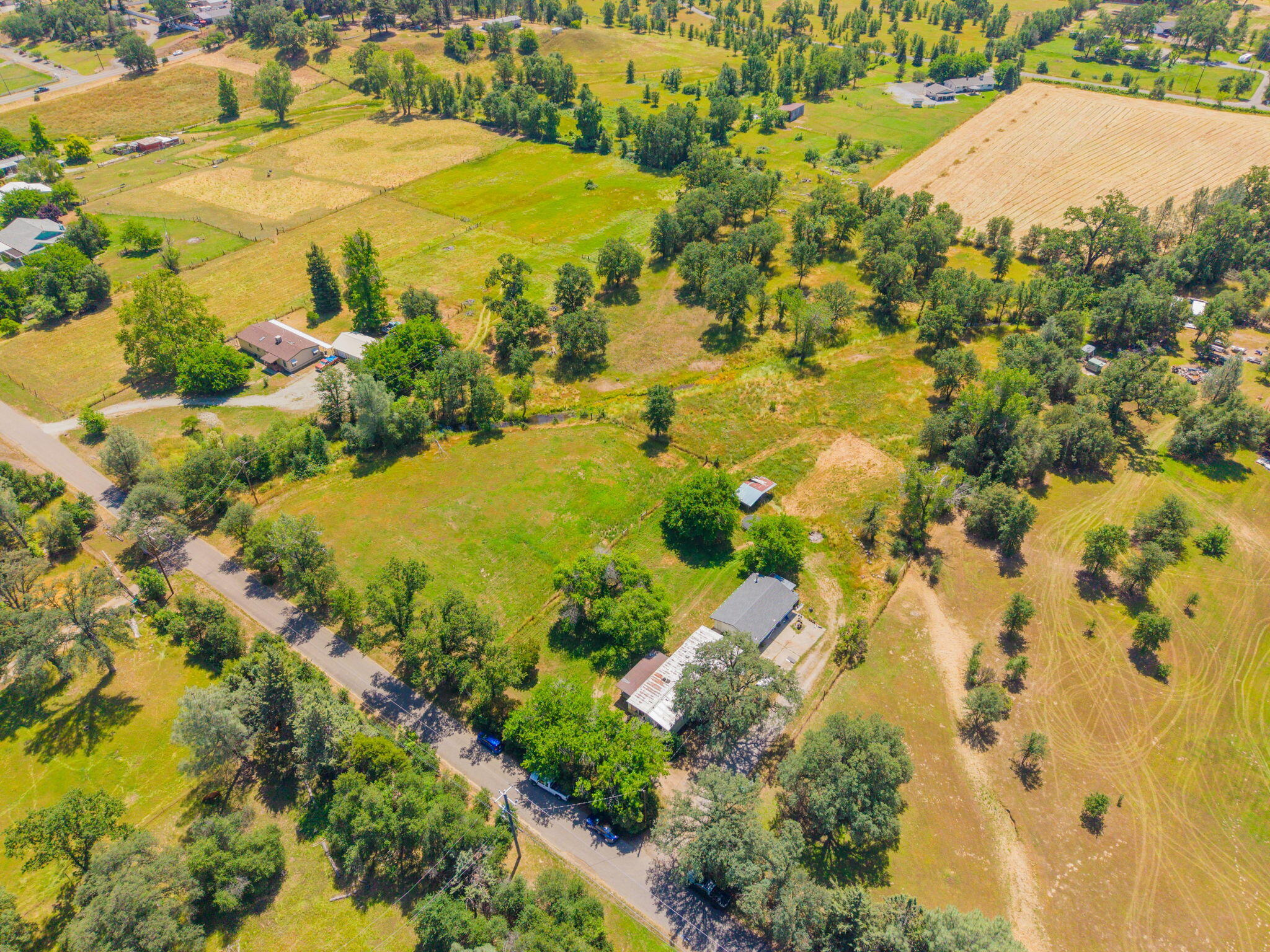 21897 Robledo Road Palo Cedro, CA 96073 - Photo 3 of 55 40-web-or-mls-IMG-40
