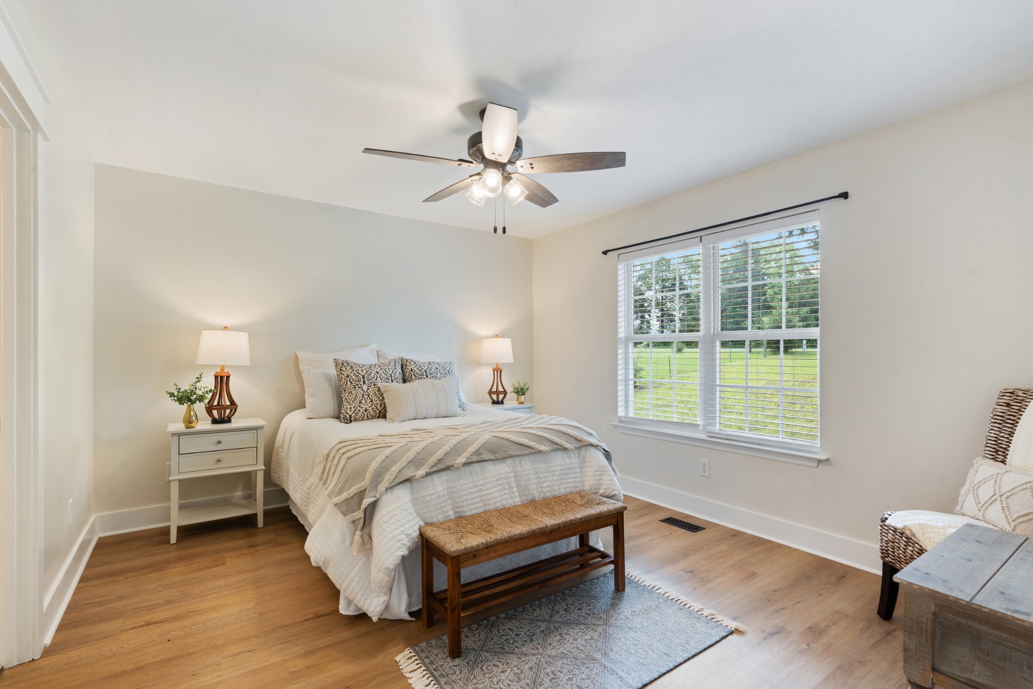 1099 Old County House Road Charlotte, TN 37036 - Photo 12 of 47