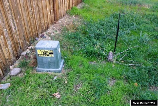 $127,900 | 870-876 North Shoshone Drive, Douglas, WY 82633