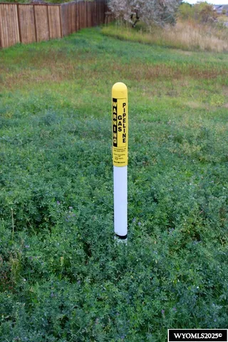 $127,900 | 870-876 North Shoshone Drive, Douglas, WY 82633