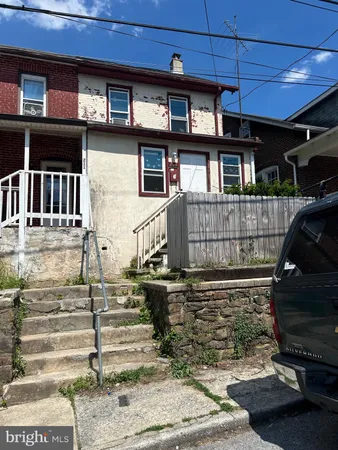 $150,000 | 213 Union Avenue, Coatesville, PA 19320