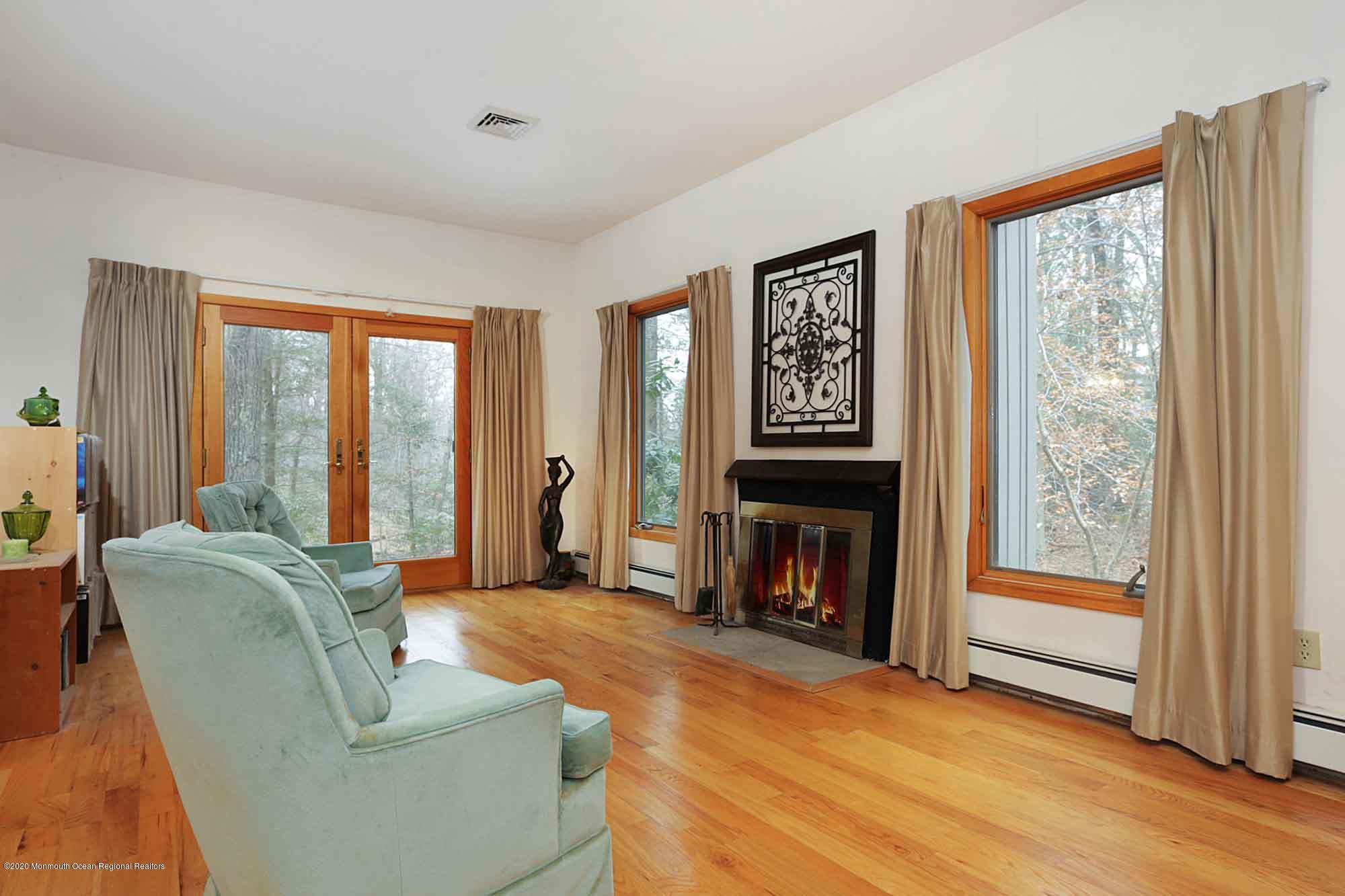 41 Muhlenbrink Road Colts Neck, NJ 07722 - Photo 25 of 72 IMG_8521