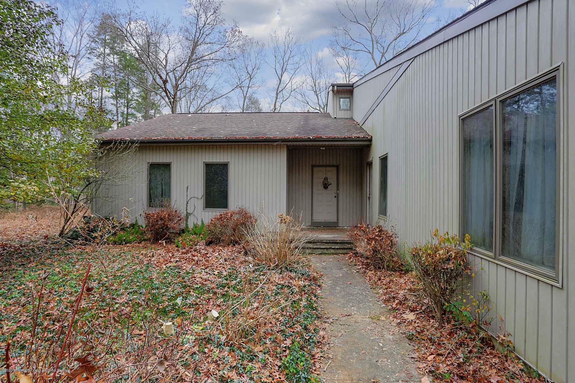 41 Muhlenbrink Road Colts Neck, NJ 07722 - Photo 8 of 72 Front door