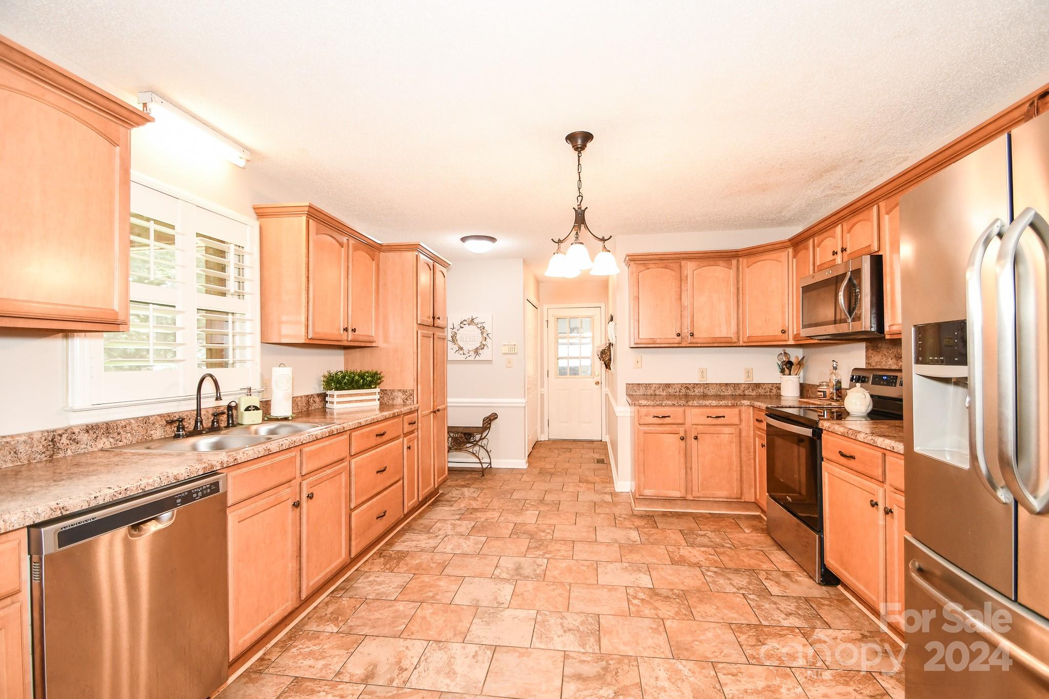 408 Chaney Road Monroe, NC 28110 - Photo 11 of 29