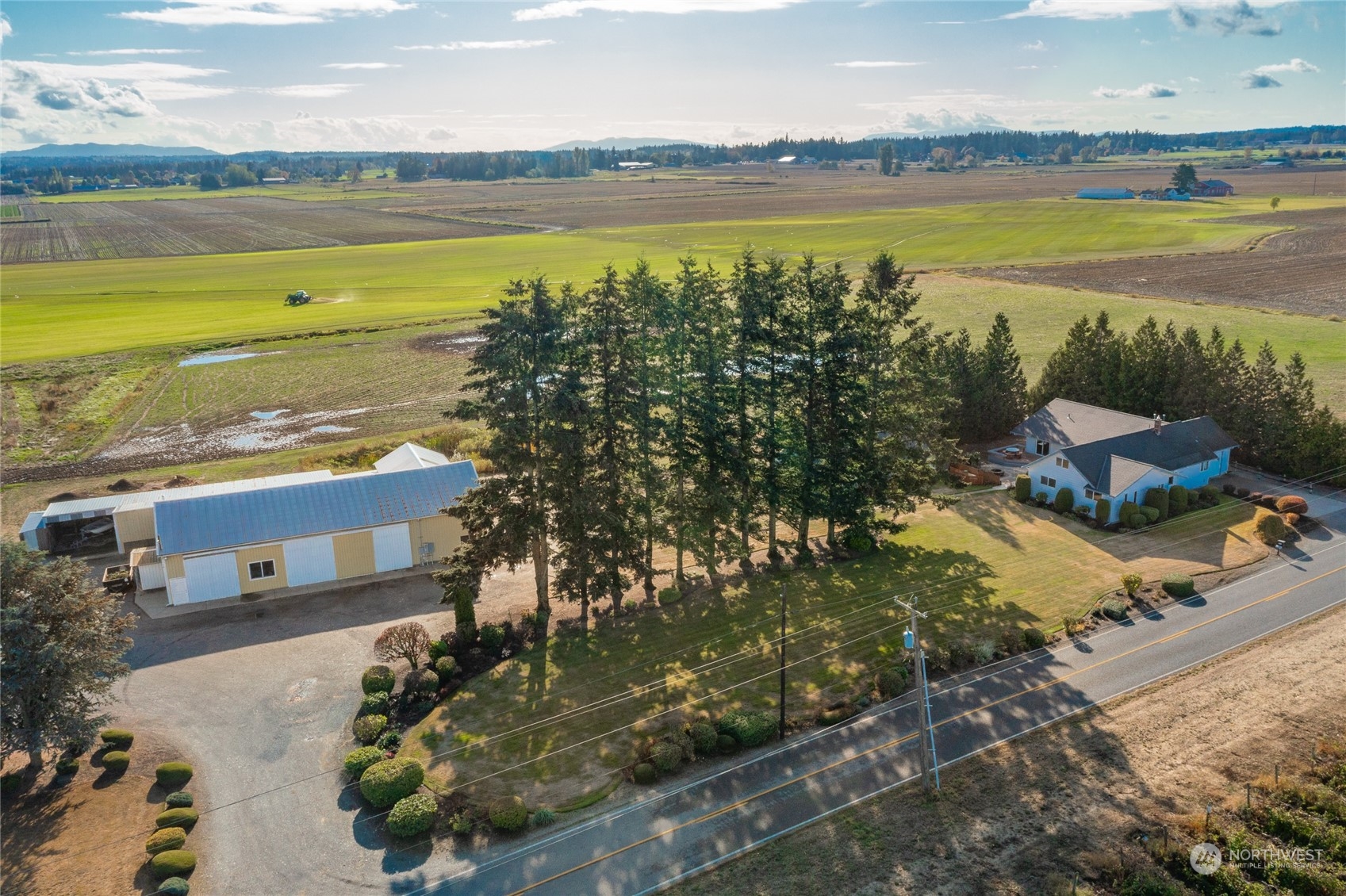 1243 Abbot Road Lynden, WA 98264 - Photo 40 of 40 a view of an ocean and city