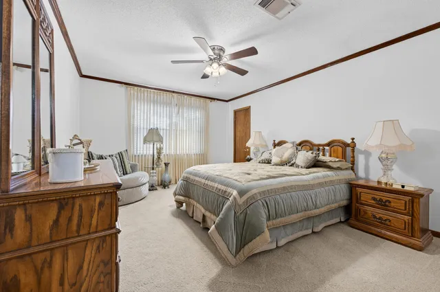 a view of an empty room with a sink