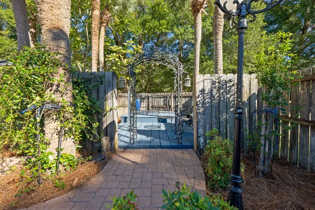 $875,000 | 1553 Pine Street, Niceville, FL 32578