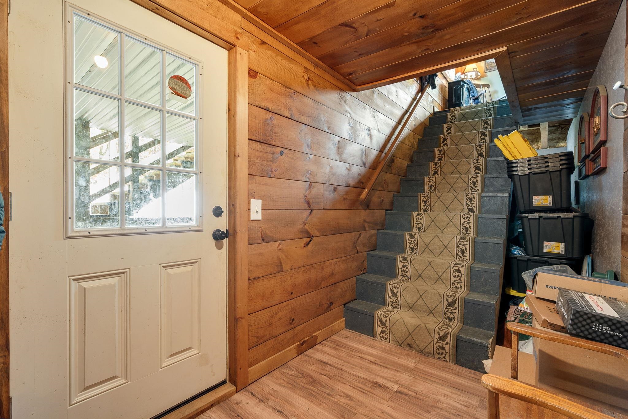 251 Doe Road Warren, VT 05674 - Photo 8 of 52