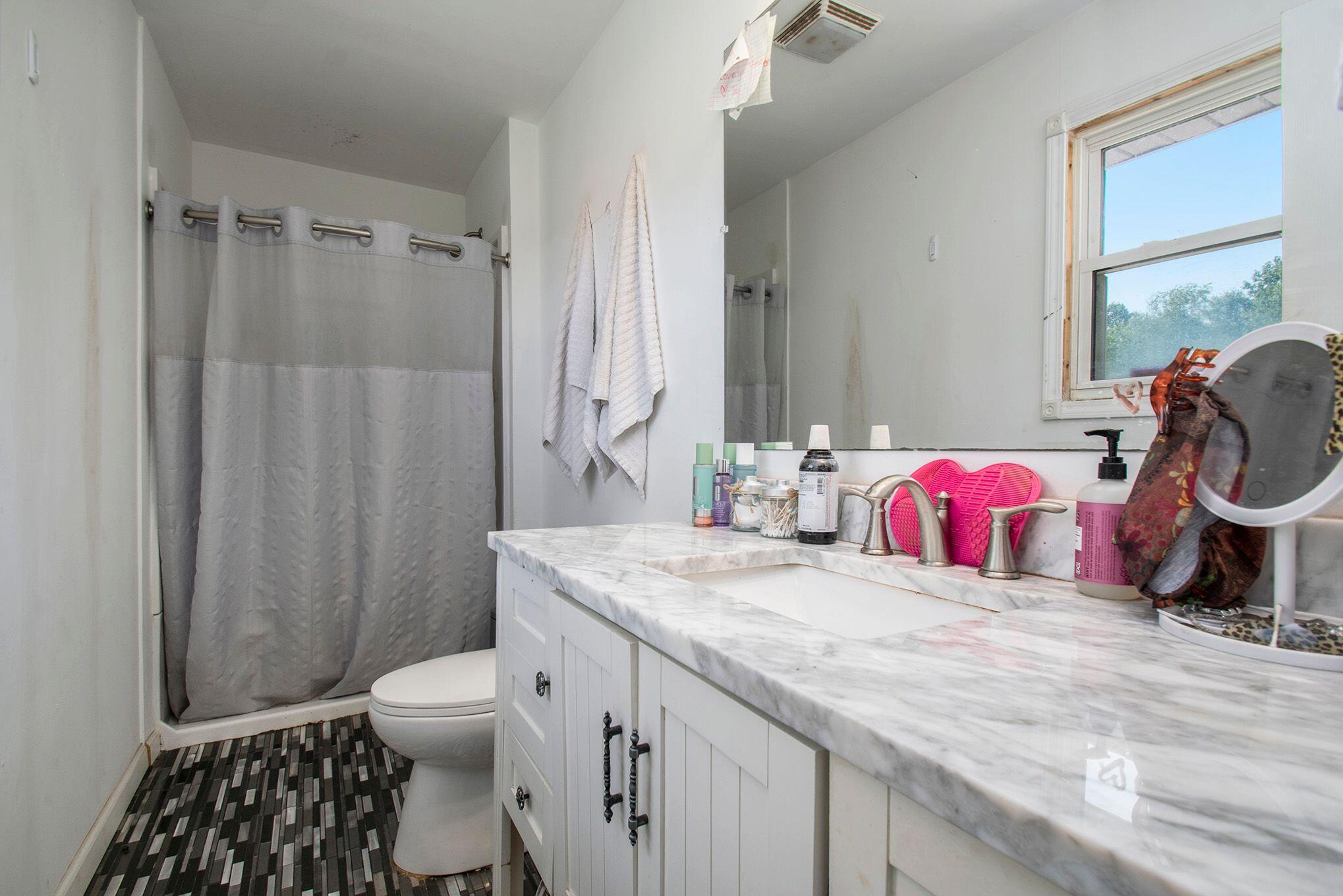 9420 Danneffel Road Watervliet, MI 49098 - Photo 16 of 24 Bath #2