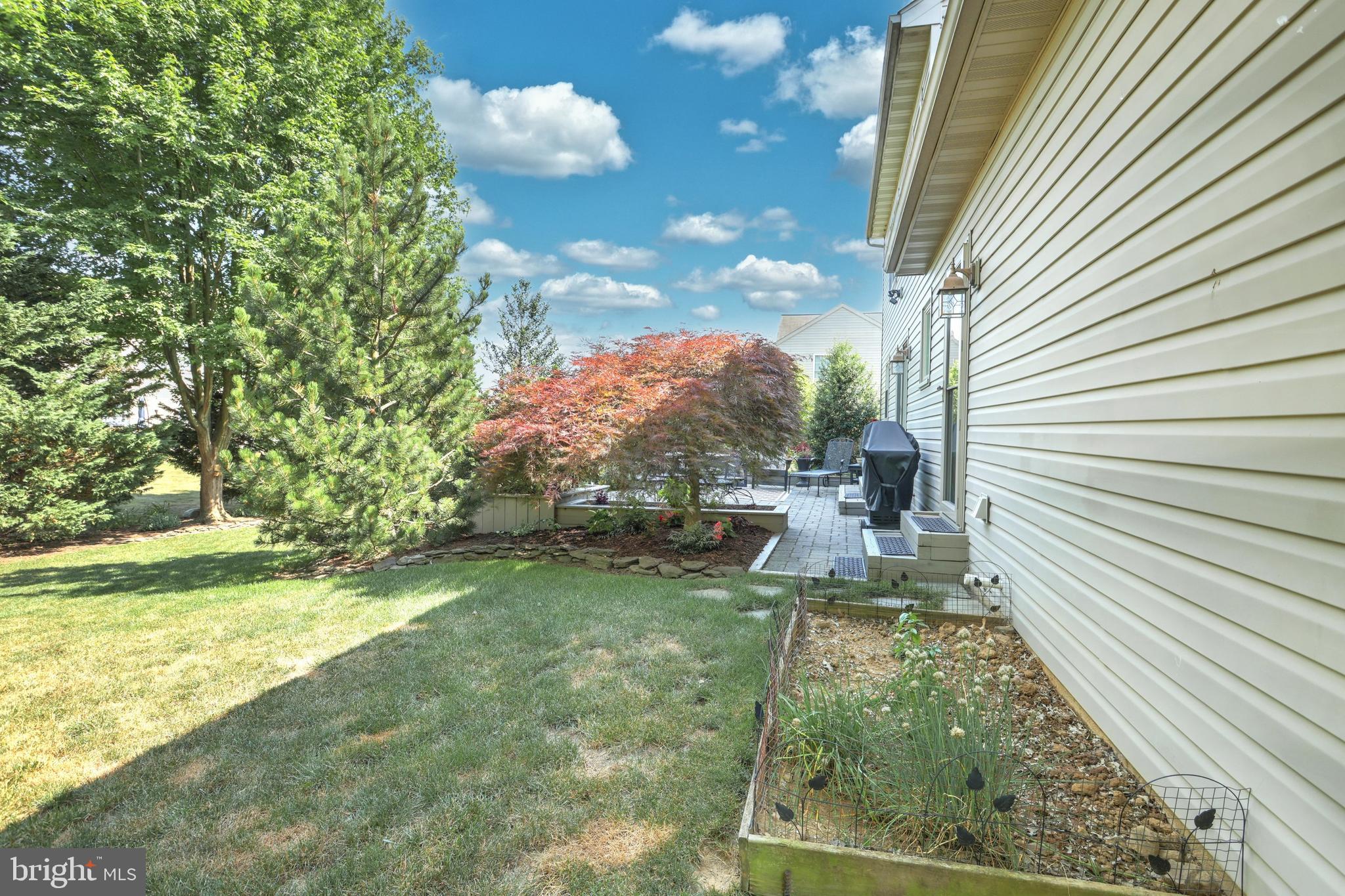 315 Olde Hickory Road Mount Wolf, PA 17347 - Photo 5 of 31 Gallery Image 5