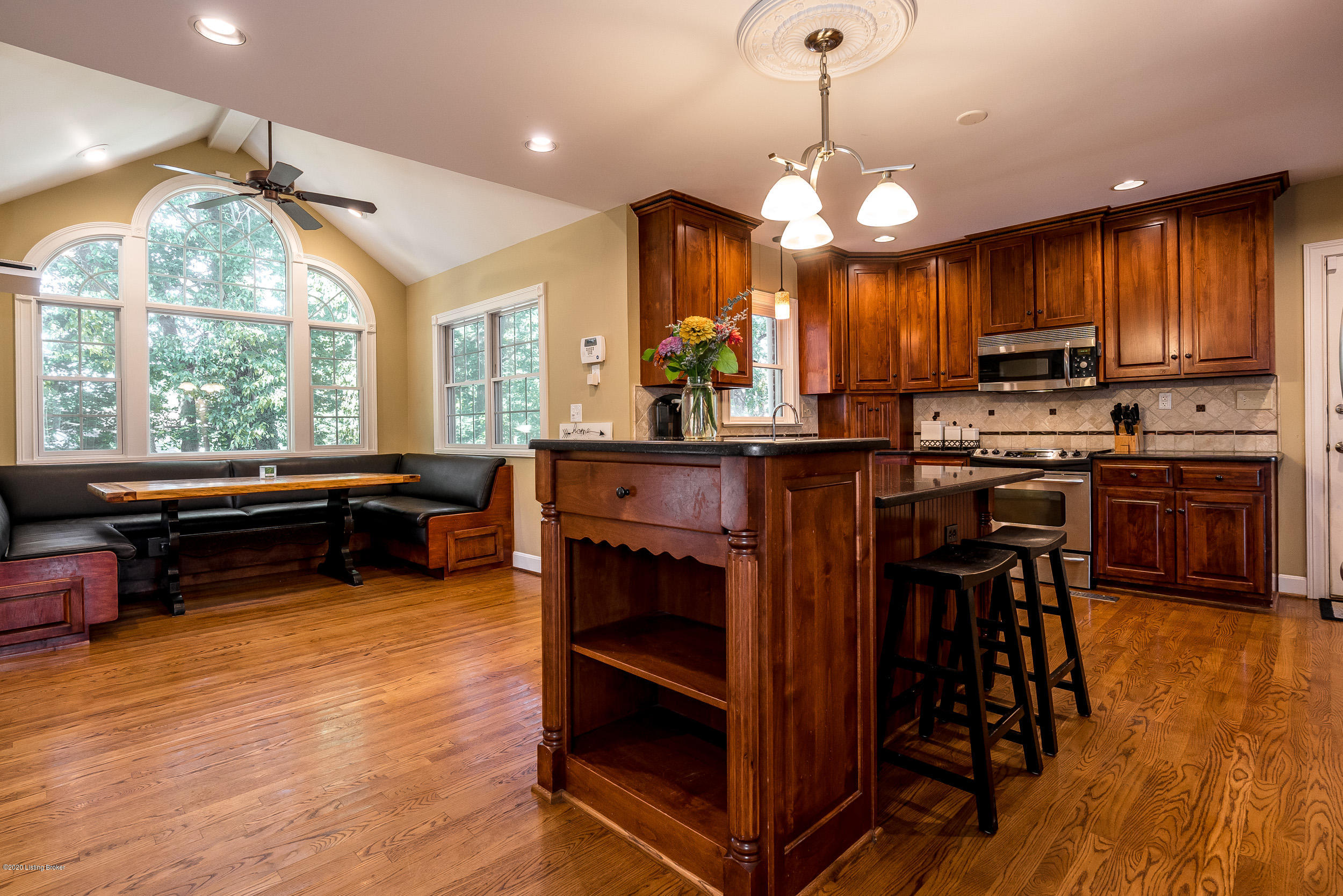 1316 Autumn Ridge Road Louisville, KY 40242 - Photo 22 of 68 1316 Autumn Ridge Road-24