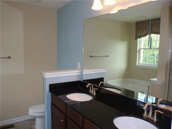 $2,350 | 325 Broadstone Drive, Mars, PA 16046