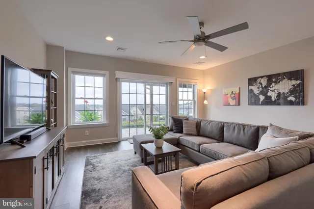 $671,600 | 600 Allegiance Drive, Lititz, PA 17543