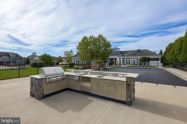 $671,600 | 600 Allegiance Drive, Lititz, PA 17543