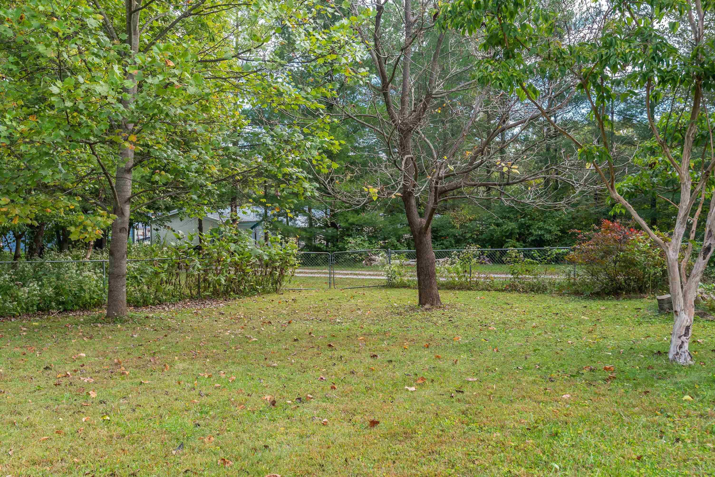 7465 Zikes Road South Bloomington, IN 47401 - Photo 3 of 30 Gallery Image 3