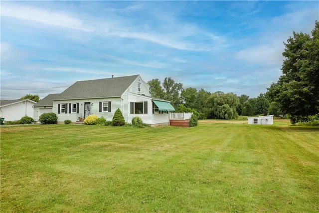 $265,000 | 1420 Martin Road, Henrietta, NY 14543