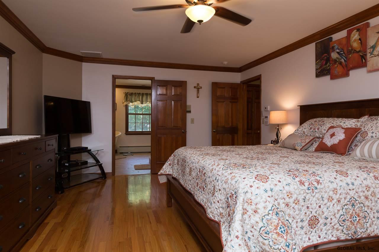 347 Ushers Road Ballston Lake, NY 12019 - Photo 13 of 25 Photo 13