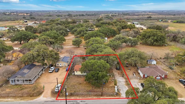$75,000 | 7682 West Dixon Road, Somerset, TX 78069