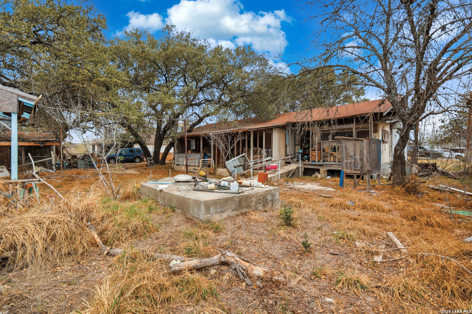 7682 West Dixon Road Somerset, TX 78069 - Photo 5 of 18