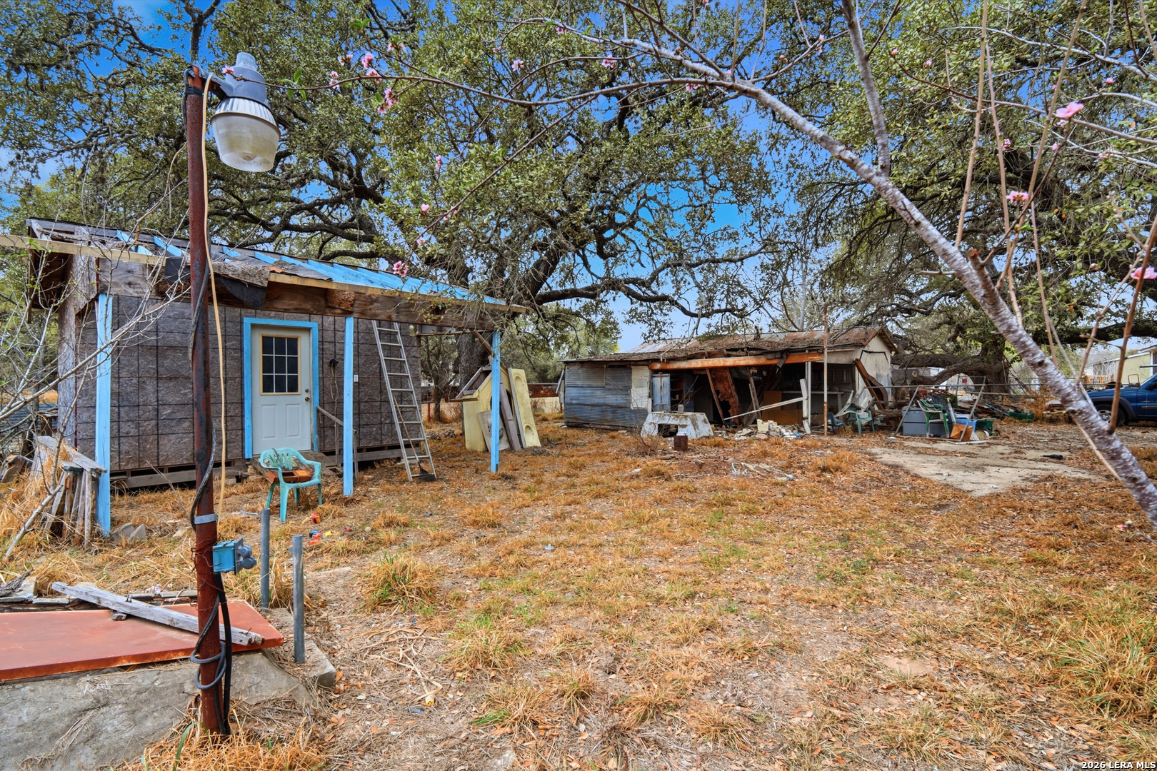 7682 West Dixon Road Somerset, TX 78069 - Photo 6 of 18